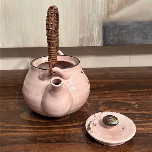Vintage Sousaku Japan Ceramic Pink Teapot Cherry Blossoms Bamboo Handle - Picture 5 of 8